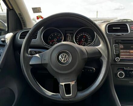 Черный Фольксваген Гольф, объемом двигателя 1.4 л и пробегом 220 тыс. км за 7800 $, фото 11 на Automoto.ua