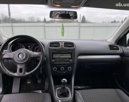 Черный Фольксваген Гольф, объемом двигателя 0 л и пробегом 217 тыс. км за 5500 $, фото 1 на Automoto.ua