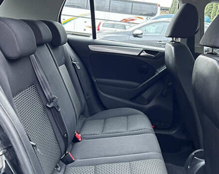 Черный Фольксваген Гольф, объемом двигателя 1.39 л и пробегом 242 тыс. км за 7999 $, фото 39 на Automoto.ua