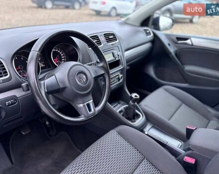 Черный Фольксваген Гольф, объемом двигателя 1.4 л и пробегом 184 тыс. км за 7899 $, фото 9 на Automoto.ua