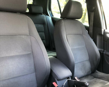 Черный Фольксваген Гольф, объемом двигателя 1.4 л и пробегом 202 тыс. км за 7700 $, фото 31 на Automoto.ua