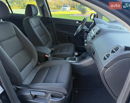 Чорний Фольксваген Гольф, об'ємом двигуна 1.4 л та пробігом 168 тис. км за 9100 $, фото 23 на Automoto.ua