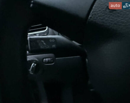 Чорний Фольксваген Гольф, об'ємом двигуна 1.39 л та пробігом 230 тис. км за 8250 $, фото 13 на Automoto.ua