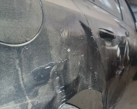 Черный Фольксваген Гольф, объемом двигателя 1.2 л и пробегом 210 тыс. км за 4500 $, фото 7 на Automoto.ua