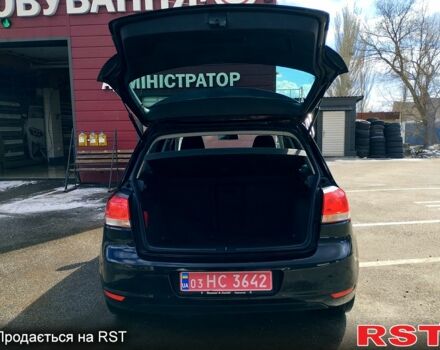 Черный Фольксваген Гольф, объемом двигателя 1.6 л и пробегом 194 тыс. км за 7900 $, фото 9 на Automoto.ua