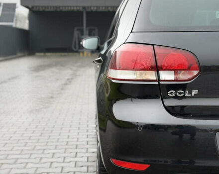 Черный Фольксваген Гольф, объемом двигателя 1.4 л и пробегом 227 тыс. км за 8500 $, фото 21 на Automoto.ua