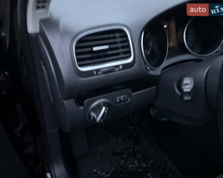 Черный Фольксваген Гольф, объемом двигателя 1.4 л и пробегом 229 тыс. км за 8300 $, фото 13 на Automoto.ua