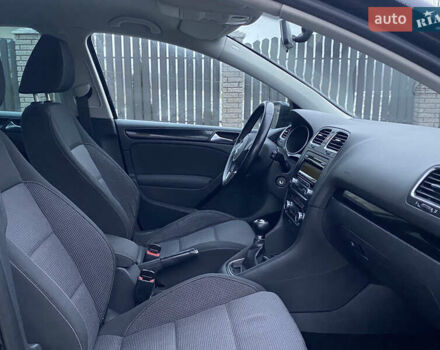 Черный Фольксваген Гольф, объемом двигателя 1.4 л и пробегом 201 тыс. км за 7300 $, фото 9 на Automoto.ua