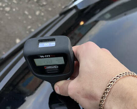 Черный Фольксваген Гольф, объемом двигателя 1.39 л и пробегом 242 тыс. км за 7999 $, фото 84 на Automoto.ua