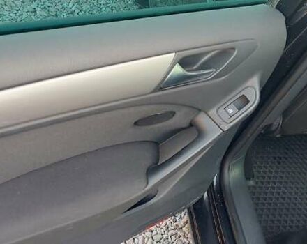 Черный Фольксваген Гольф, объемом двигателя 1.6 л и пробегом 191 тыс. км за 7650 $, фото 13 на Automoto.ua