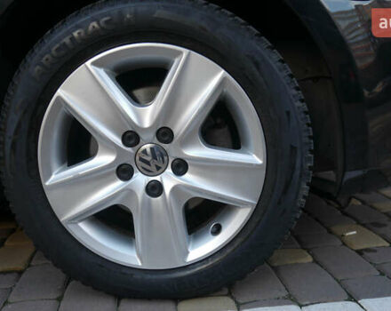 Черный Фольксваген Гольф, объемом двигателя 1.59 л и пробегом 227 тыс. км за 8600 $, фото 21 на Automoto.ua