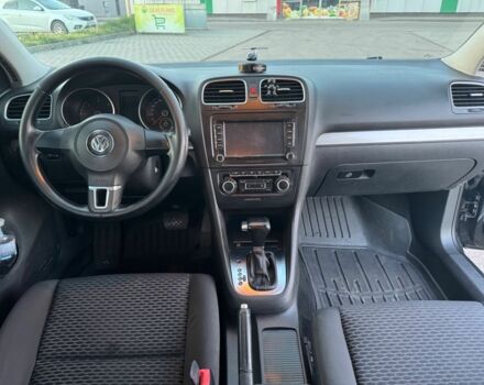 Черный Фольксваген Гольф, объемом двигателя 1.6 л и пробегом 265 тыс. км за 8800 $, фото 9 на Automoto.ua