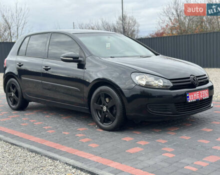 Чорний Фольксваген Гольф, об'ємом двигуна 1.39 л та пробігом 210 тис. км за 7900 $, фото 4 на Automoto.ua