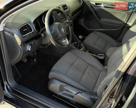 Черный Фольксваген Гольф, объемом двигателя 1.97 л и пробегом 231 тыс. км за 7999 $, фото 15 на Automoto.ua