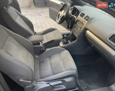 Чорний Фольксваген Гольф, об'ємом двигуна 1.6 л та пробігом 270 тис. км за 6850 $, фото 15 на Automoto.ua