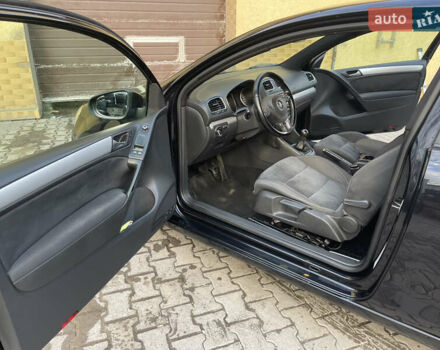 Чорний Фольксваген Гольф, об'ємом двигуна 1.6 л та пробігом 270 тис. км за 6850 $, фото 13 на Automoto.ua