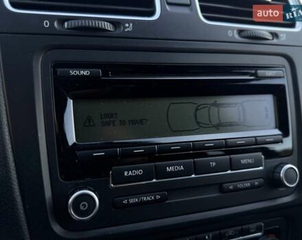 Черный Фольксваген Гольф, объемом двигателя 1.39 л и пробегом 184 тыс. км за 7990 $, фото 30 на Automoto.ua