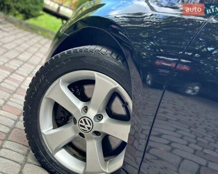 Черный Фольксваген Гольф, объемом двигателя 1.39 л и пробегом 200 тыс. км за 8177 $, фото 33 на Automoto.ua