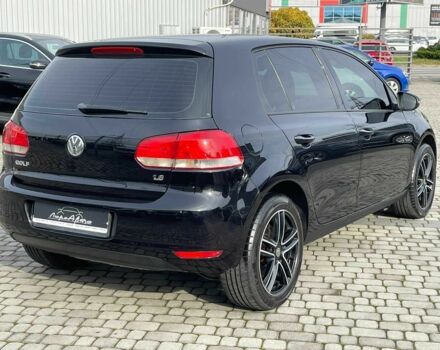 Черный Фольксваген Гольф, объемом двигателя 1.6 л и пробегом 196 тыс. км за 7950 $, фото 18 на Automoto.ua