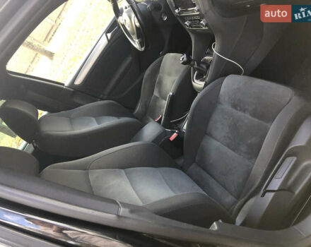 Черный Фольксваген Гольф, объемом двигателя 1.4 л и пробегом 202 тыс. км за 7700 $, фото 30 на Automoto.ua