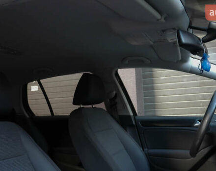 Черный Фольксваген Гольф, объемом двигателя 1.59 л и пробегом 227 тыс. км за 8600 $, фото 14 на Automoto.ua