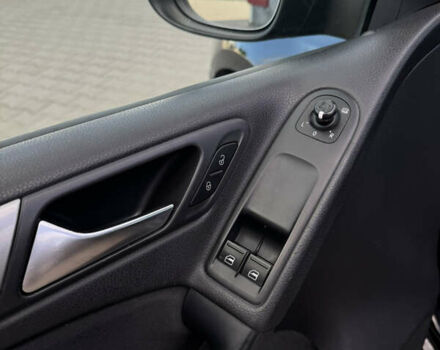 Черный Фольксваген Гольф, объемом двигателя 1.6 л и пробегом 186 тыс. км за 7999 $, фото 26 на Automoto.ua