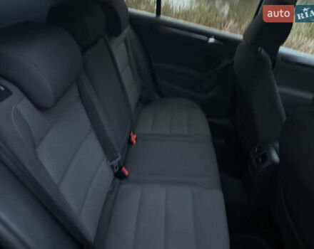 Черный Фольксваген Гольф, объемом двигателя 1.4 л и пробегом 229 тыс. км за 8300 $, фото 10 на Automoto.ua