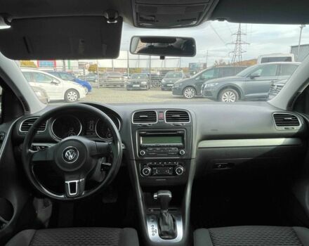 Черный Фольксваген Гольф, объемом двигателя 1.6 л и пробегом 196 тыс. км за 7950 $, фото 10 на Automoto.ua