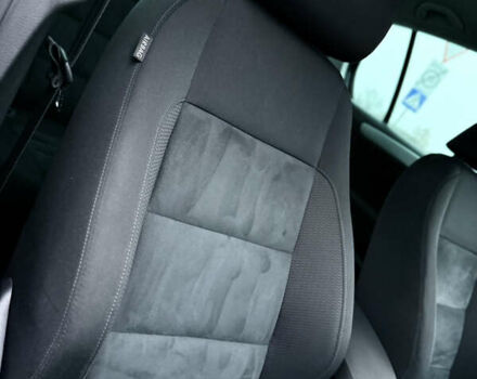 Черный Фольксваген Гольф, объемом двигателя 1.4 л и пробегом 227 тыс. км за 8500 $, фото 83 на Automoto.ua