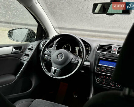 Черный Фольксваген Гольф, объемом двигателя 1.4 л и пробегом 197 тыс. км за 7999 $, фото 47 на Automoto.ua