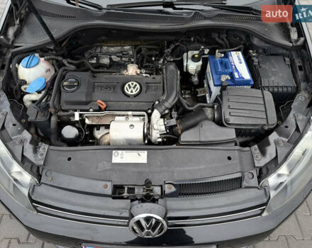 Черный Фольксваген Гольф, объемом двигателя 1.4 л и пробегом 227 тыс. км за 8500 $, фото 27 на Automoto.ua