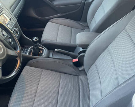 Черный Фольксваген Гольф, объемом двигателя 1.6 л и пробегом 236 тыс. км за 7300 $, фото 2 на Automoto.ua