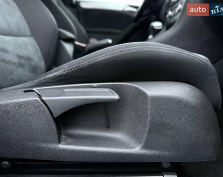 Черный Фольксваген Гольф, объемом двигателя 1.4 л и пробегом 227 тыс. км за 8500 $, фото 85 на Automoto.ua