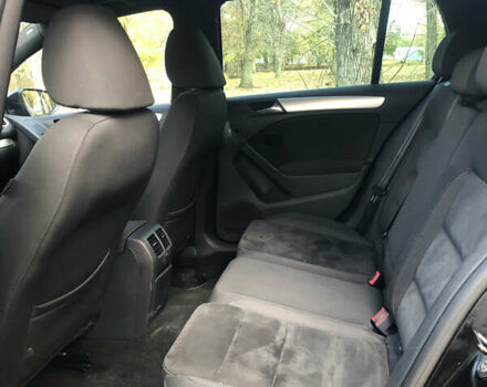 Черный Фольксваген Гольф, объемом двигателя 1.4 л и пробегом 202 тыс. км за 7700 $, фото 28 на Automoto.ua