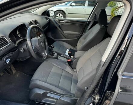 Черный Фольксваген Гольф, объемом двигателя 1.4 л и пробегом 220 тыс. км за 7800 $, фото 6 на Automoto.ua