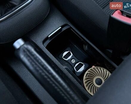 Черный Фольксваген Гольф, объемом двигателя 1.39 л и пробегом 184 тыс. км за 7990 $, фото 27 на Automoto.ua