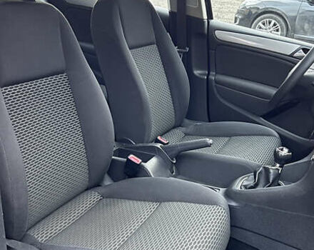 Черный Фольксваген Гольф, объемом двигателя 1.39 л и пробегом 242 тыс. км за 7999 $, фото 42 на Automoto.ua