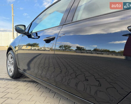 Черный Фольксваген Гольф, объемом двигателя 1.6 л и пробегом 186 тыс. км за 7999 $, фото 25 на Automoto.ua