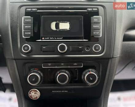 Чорний Фольксваген Гольф, об'ємом двигуна 1.39 л та пробігом 210 тис. км за 7900 $, фото 21 на Automoto.ua