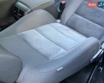 Черный Фольксваген Гольф, объемом двигателя 1.39 л и пробегом 199 тыс. км за 8750 $, фото 47 на Automoto.ua