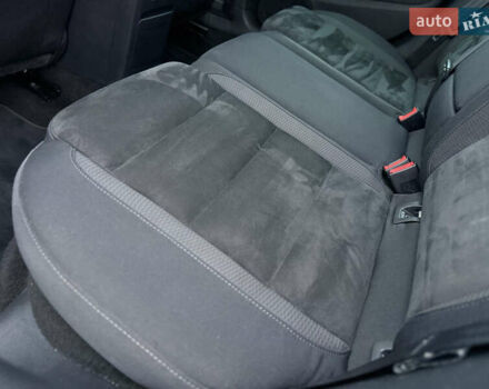 Черный Фольксваген Гольф, объемом двигателя 1.4 л и пробегом 227 тыс. км за 8500 $, фото 64 на Automoto.ua