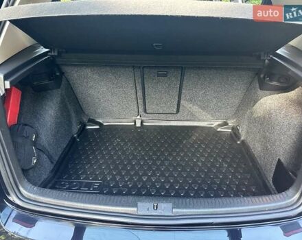 Черный Фольксваген Гольф, объемом двигателя 1.39 л и пробегом 199 тыс. км за 8750 $, фото 85 на Automoto.ua