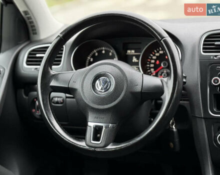 Чорний Фольксваген Гольф, об'ємом двигуна 1.4 л та пробігом 215 тис. км за 6850 $, фото 60 на Automoto.ua