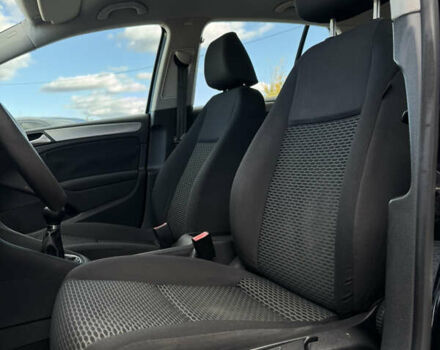 Черный Фольксваген Гольф, объемом двигателя 1.6 л и пробегом 186 тыс. км за 7999 $, фото 27 на Automoto.ua