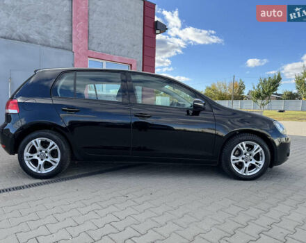 Черный Фольксваген Гольф, объемом двигателя 1.6 л и пробегом 186 тыс. км за 7999 $, фото 21 на Automoto.ua