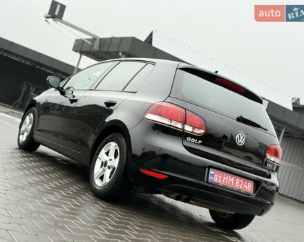 Черный Фольксваген Гольф, объемом двигателя 1.4 л и пробегом 227 тыс. км за 8500 $, фото 22 на Automoto.ua