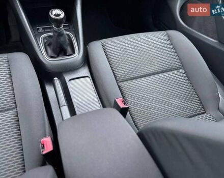 Черный Фольксваген Гольф, объемом двигателя 1.4 л и пробегом 184 тыс. км за 7899 $, фото 21 на Automoto.ua