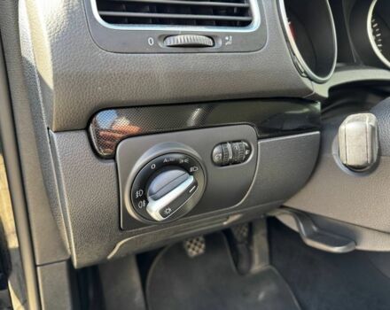 Черный Фольксваген Гольф, объемом двигателя 1.4 л и пробегом 220 тыс. км за 7800 $, фото 7 на Automoto.ua