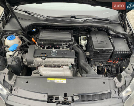 Чорний Фольксваген Гольф, об'ємом двигуна 1.4 л та пробігом 237 тис. км за 7200 $, фото 4 на Automoto.ua