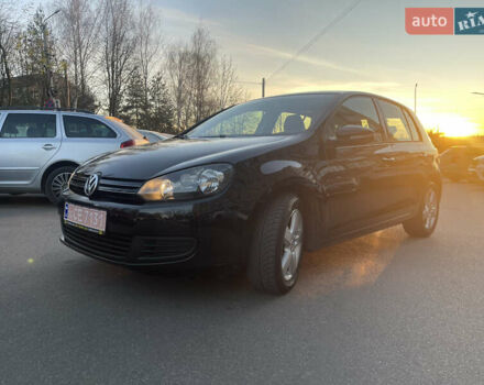 Черный Фольксваген Гольф, объемом двигателя 1.6 л и пробегом 236 тыс. км за 7300 $, фото 8 на Automoto.ua